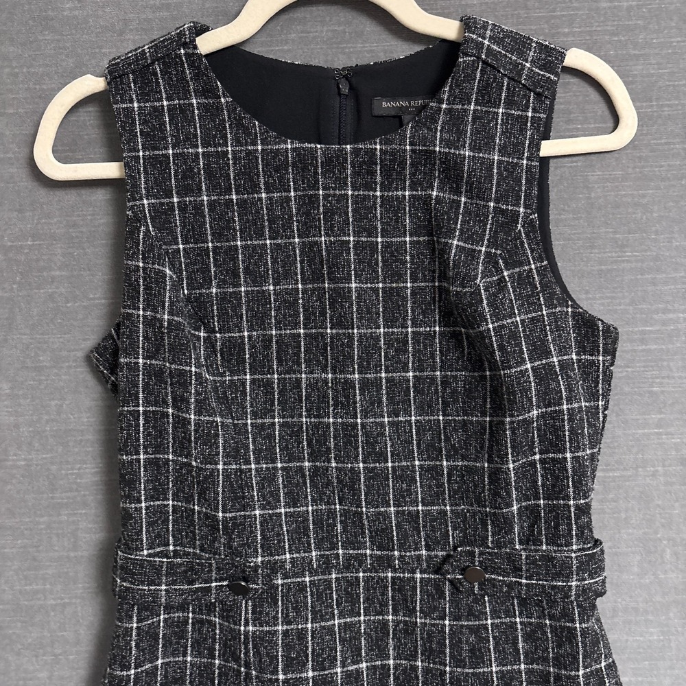 Banana Republic Dress 2 Black Gray Plaid Career Office Work Classic Mod